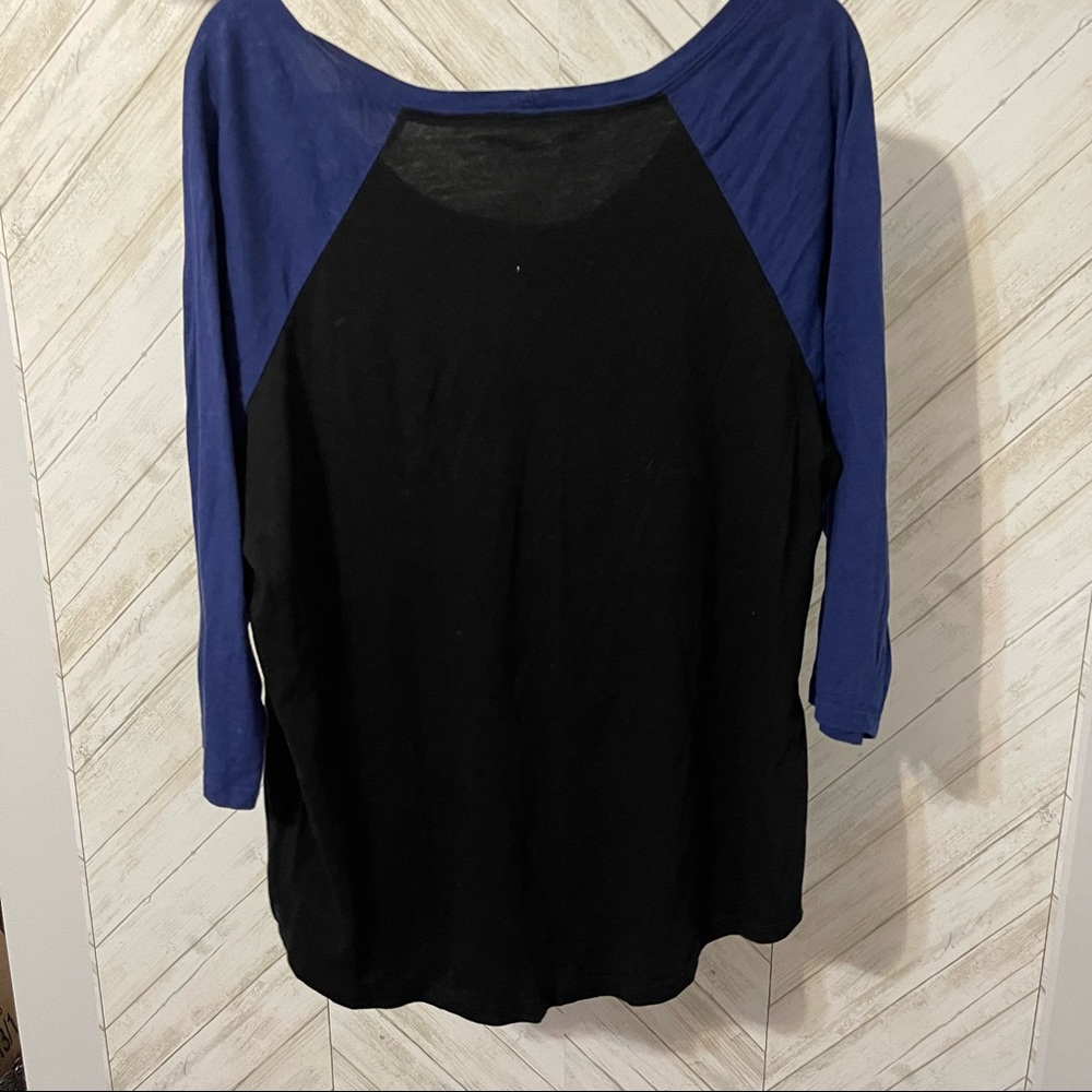 Torrid Disney Mickey Mouse Graphic Top “Show your colors” - Picture 4 of 5